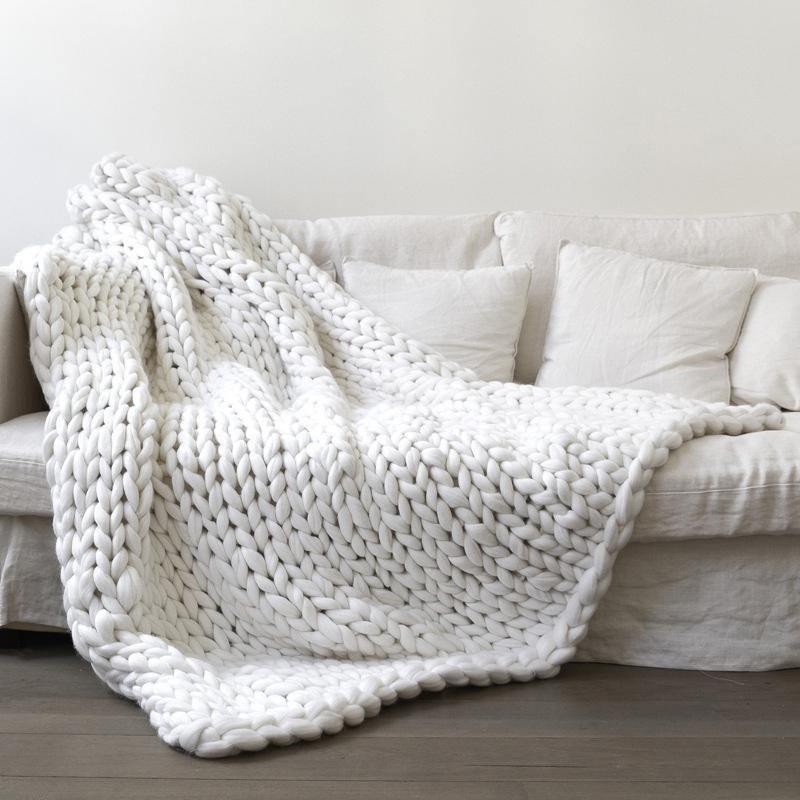 Chunky Knit Throw Blanket in Wool Acrylic Blend