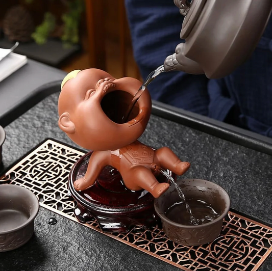 Yixing Clay Tea Strainer Figure, Brown or Black