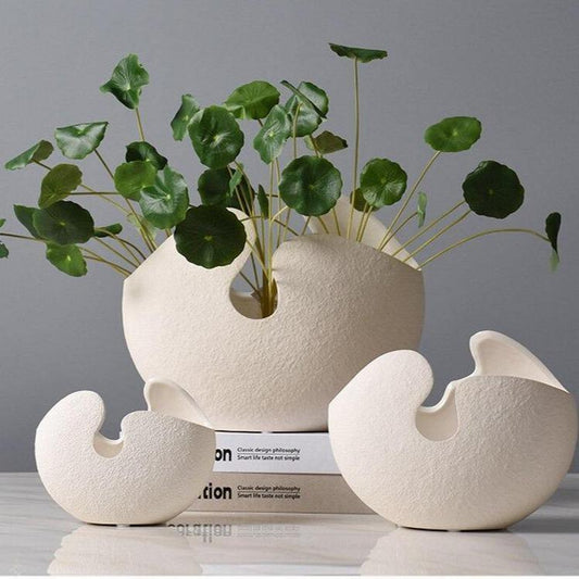 Cracked Egg Ceramic Vase in Off White, 3 Sizes