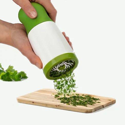 Manual Herb Mill with Stainless Steel Blades, view 2