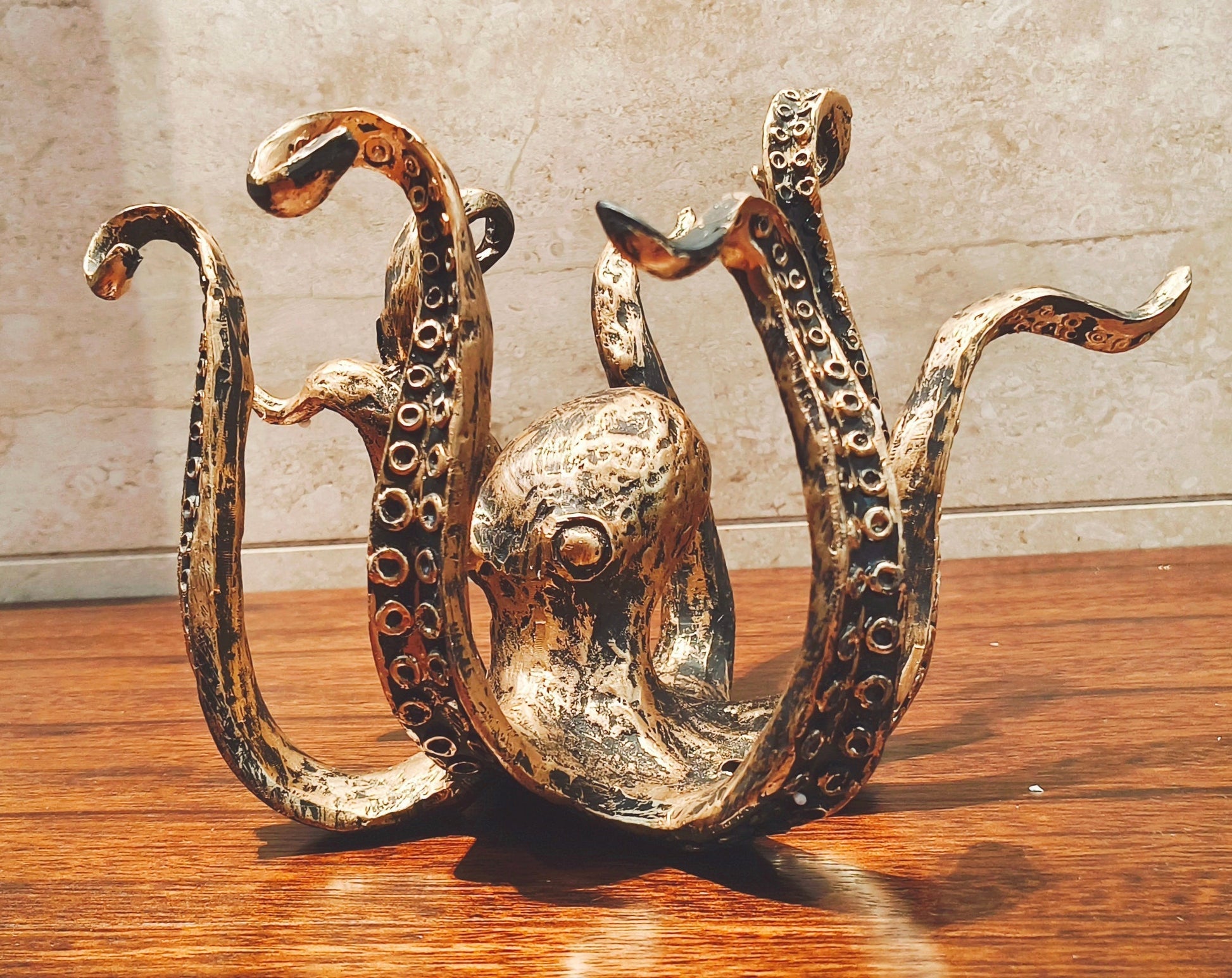 Octopus Mug Holder in Cast Resin, Holds 8 Mugs, view 3