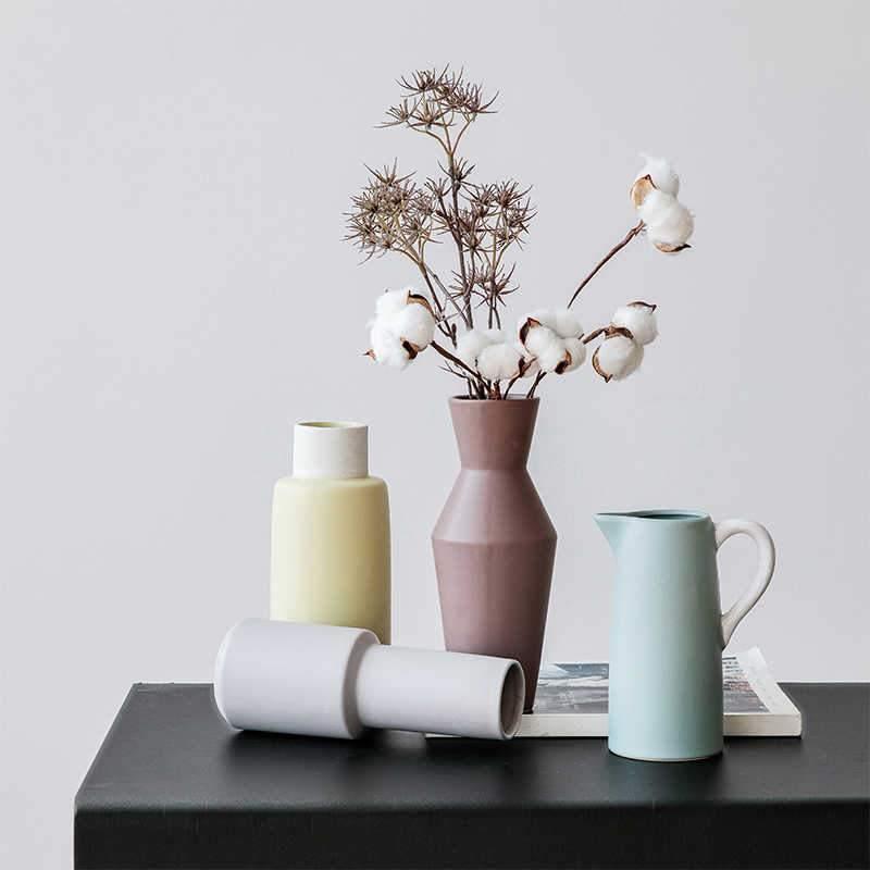 Matte Ceramic Decorative Vase in Five Modern Shapes