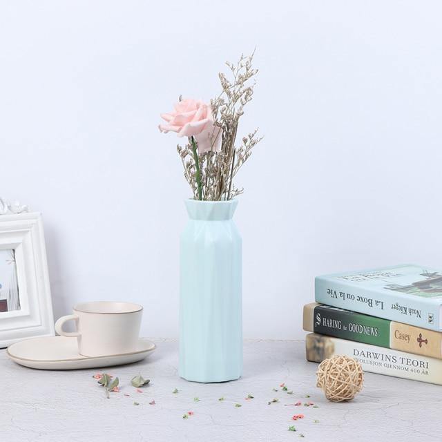 Angular Geometric Plastic Bud Vase, Four Colors, view 6