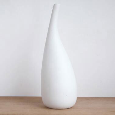 White Porcelain Water Drop Vase in Three Heights, view 3